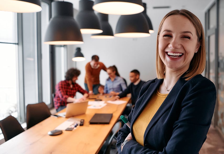 Eine Führungskraft die von contec GmbH Unternehmensberatung und Personalberatung der Gesundheitswirtschaft und Sozialwirtschaft vermittelt wurde