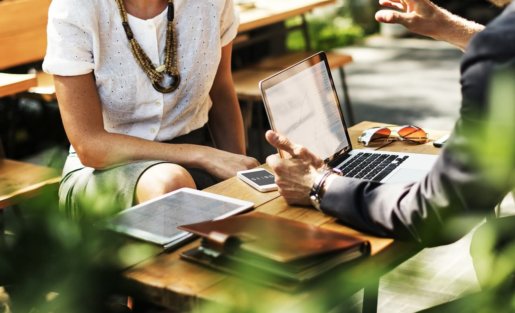 10 Dinge, die Sie über Mitarbeitergespräche wissen sollten