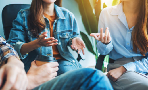 „Wir brauchen mehr Sorgfalt und Differenzierung in der Kommunikation von und über Pflege“ – Dr. Stefan Arend im Interview