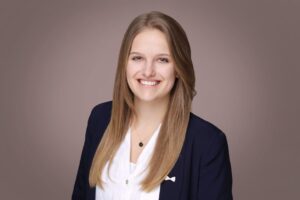Portrait von Vivien Brauckmann, Personal- und Managementberaterin, der contec